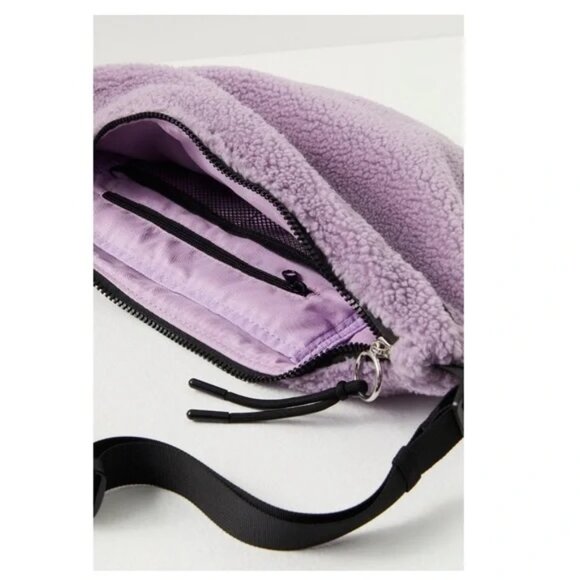 Free People FP Movement Overachiever Sherpa Sling Bag Lavender NWT - Picture 4 of 4